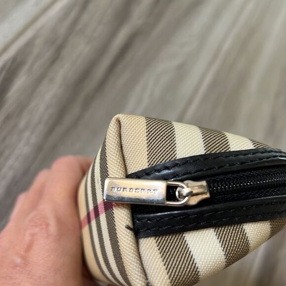 Burberry London Nova Check Plaid Cosmetic Bag Small - Picture 7 of 9